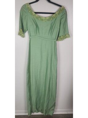 Harry Keiser Women's Sz. XS Green Short Sleeve Crochet Trim Maxi Dress